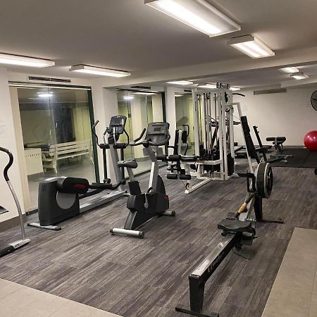 2 Bed 2 Bath Luxury Apartment In Braddon Canberra - Free Heated Pool, Gym, Parking Екстериор снимка