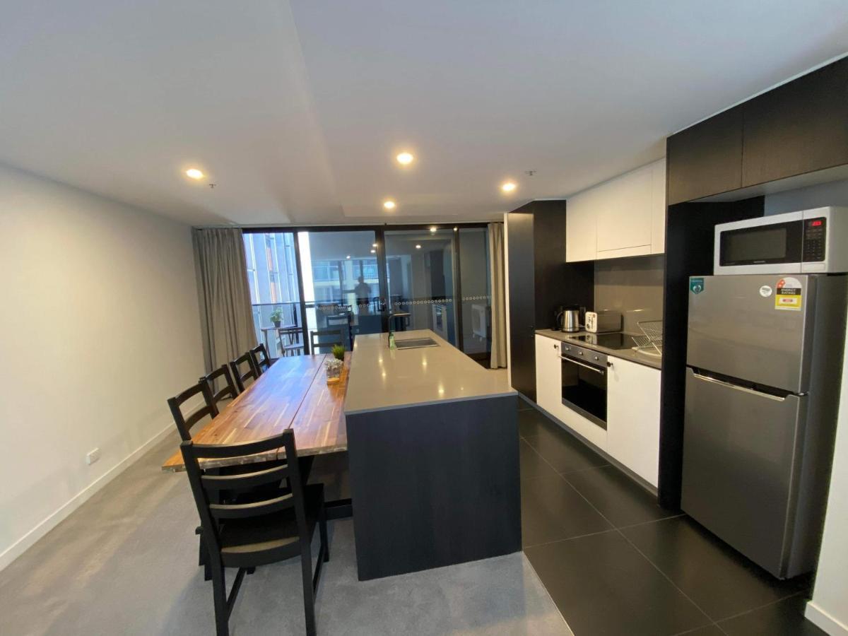 2 Bed 2 Bath Luxury Apartment In Braddon Canberra - Free Heated Pool, Gym, Parking Екстериор снимка